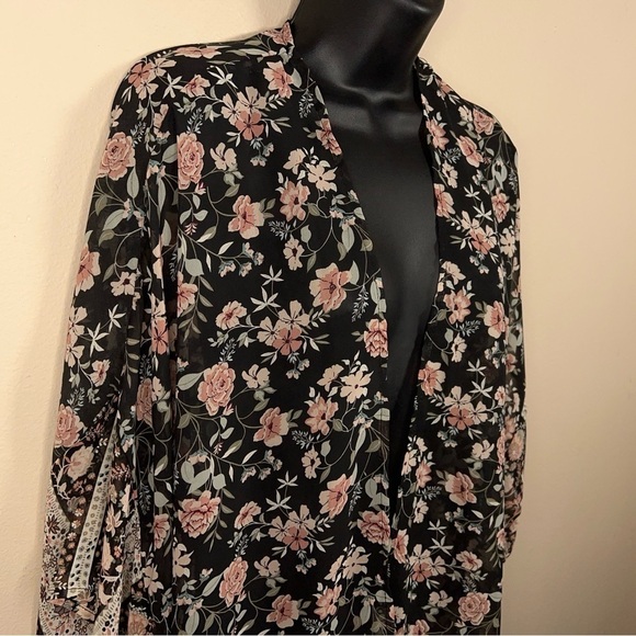 CL WALLFLOWER BLACK PINK KIMONO BLOUSE TOP OPEN FRONT FLOWY - Picture 3 of 12